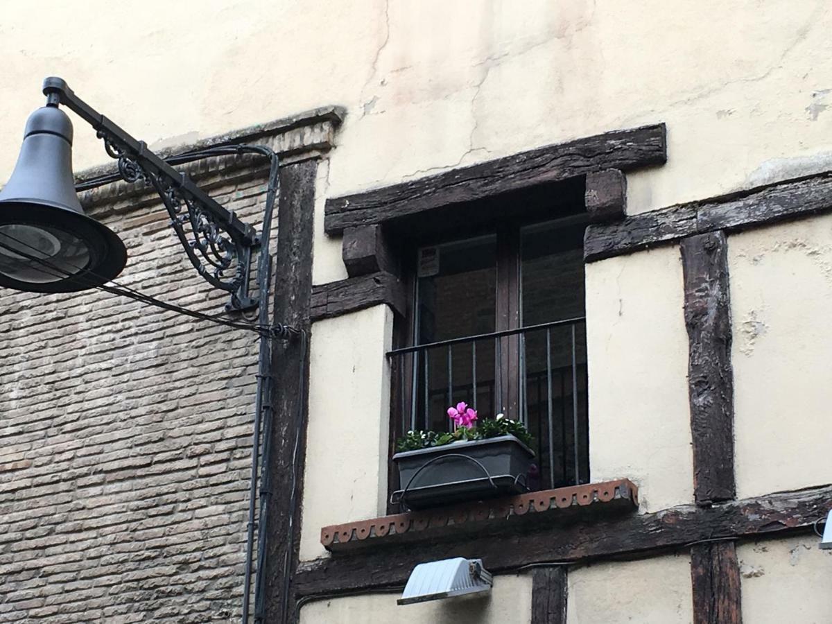 Ferienwohnung Maitagarri Casco Antiguo Pamplona Exterior foto